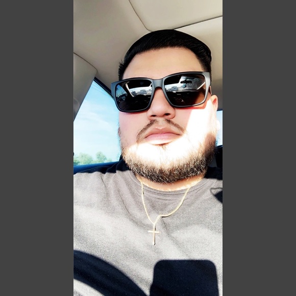 Meet your Posher, Miguel - Picture 1 of 1